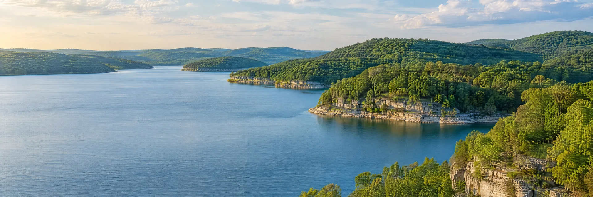 Illustration inspired by Lake Ozark, MO: missouri Ozark reservoir, wooded coves, limestone banks and rolling hardwood hills.