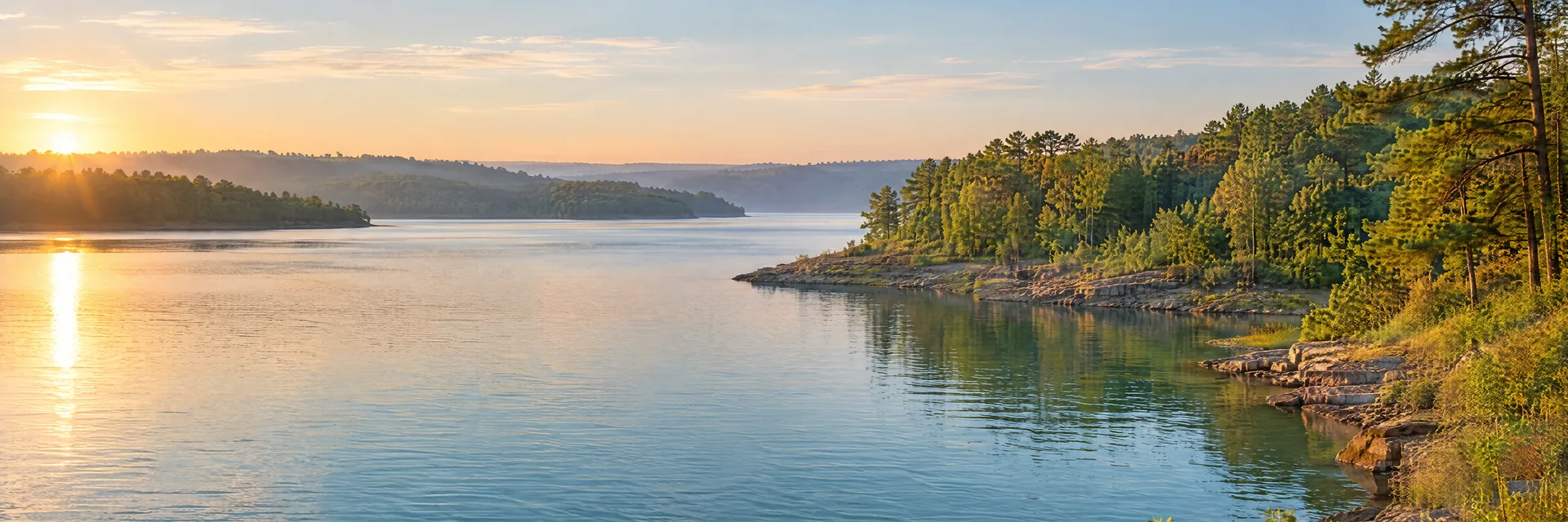 AI-generated illustration inspired by Bois d'Arc Lake: freshwater reservoir with gently rolling mixed hardwood and pine woodland, irregular coves, blue-green water.